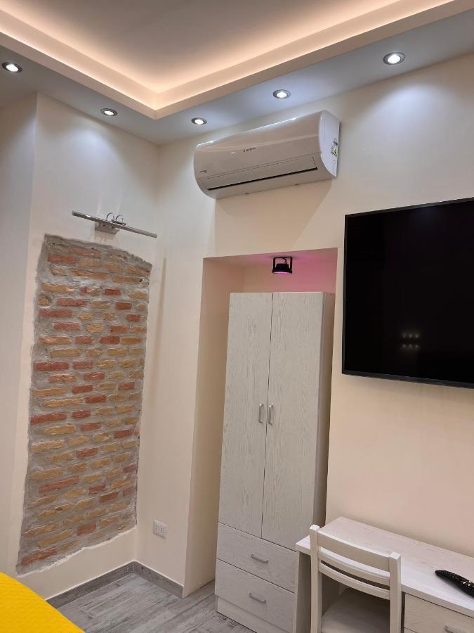 Imperium Inn Rome Bagian luar foto